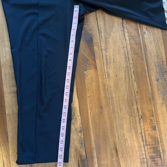 ZENERGY by Chico cropped pants - Picture 8 of 8